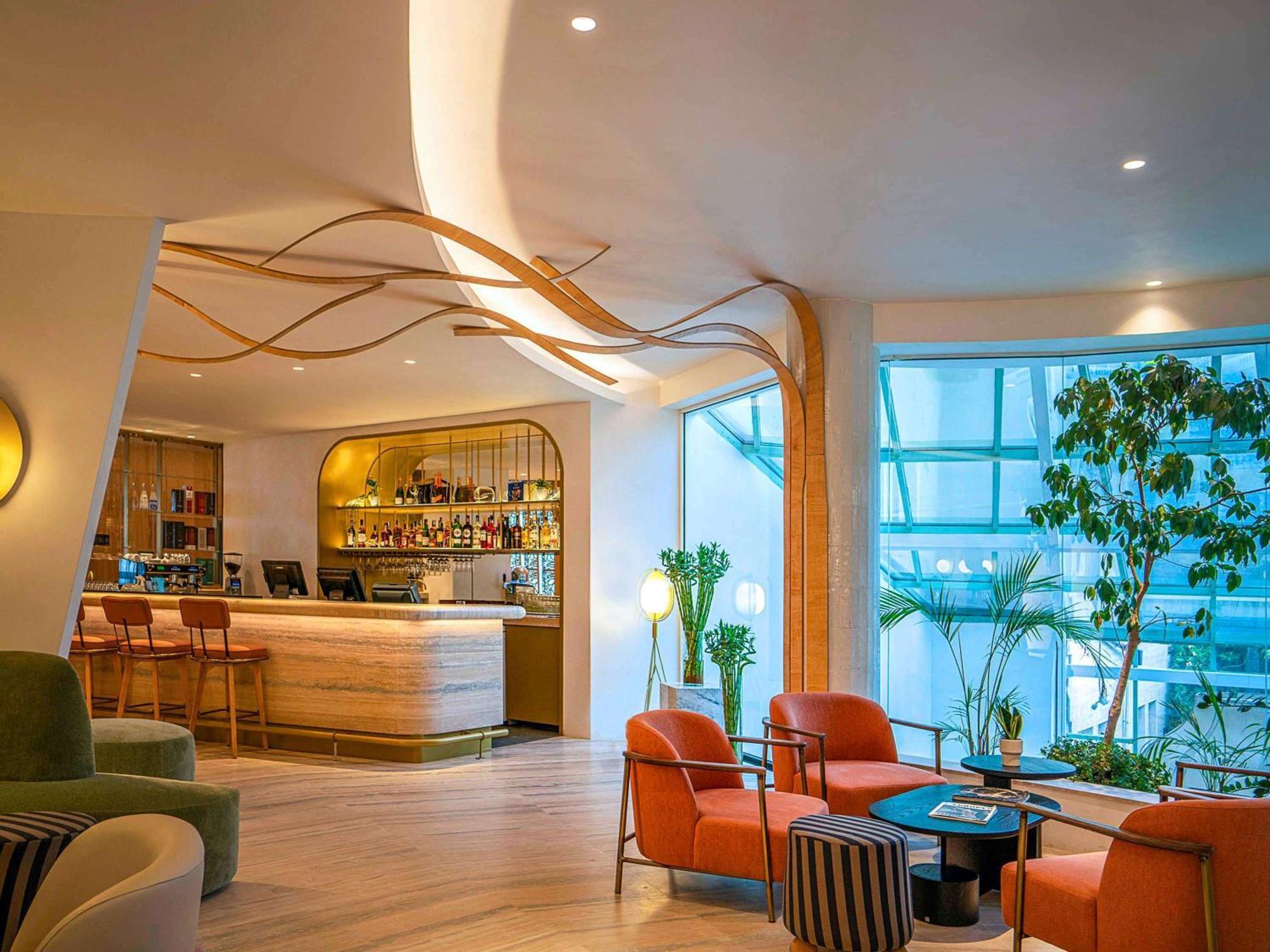 โรงแรมแมซอง โซเฟีย ภายนอก รูปภาพ The lobby of the hotel