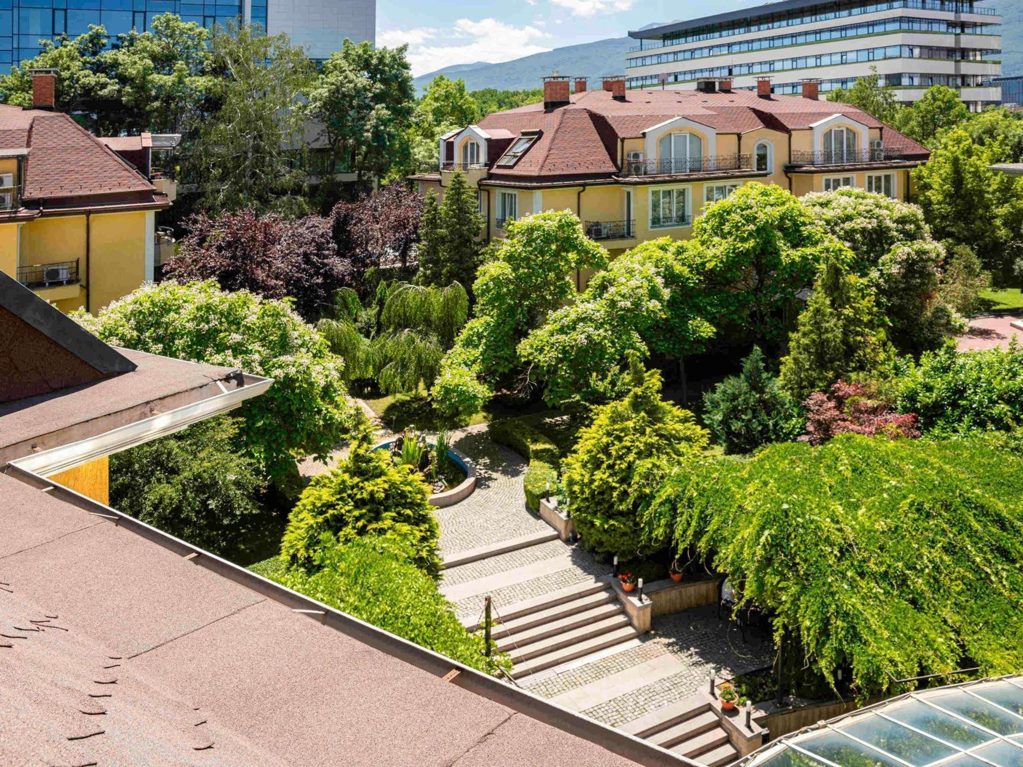โรงแรมแมซอง โซเฟีย ภายนอก รูปภาพ The campus of the University of St. Gallen