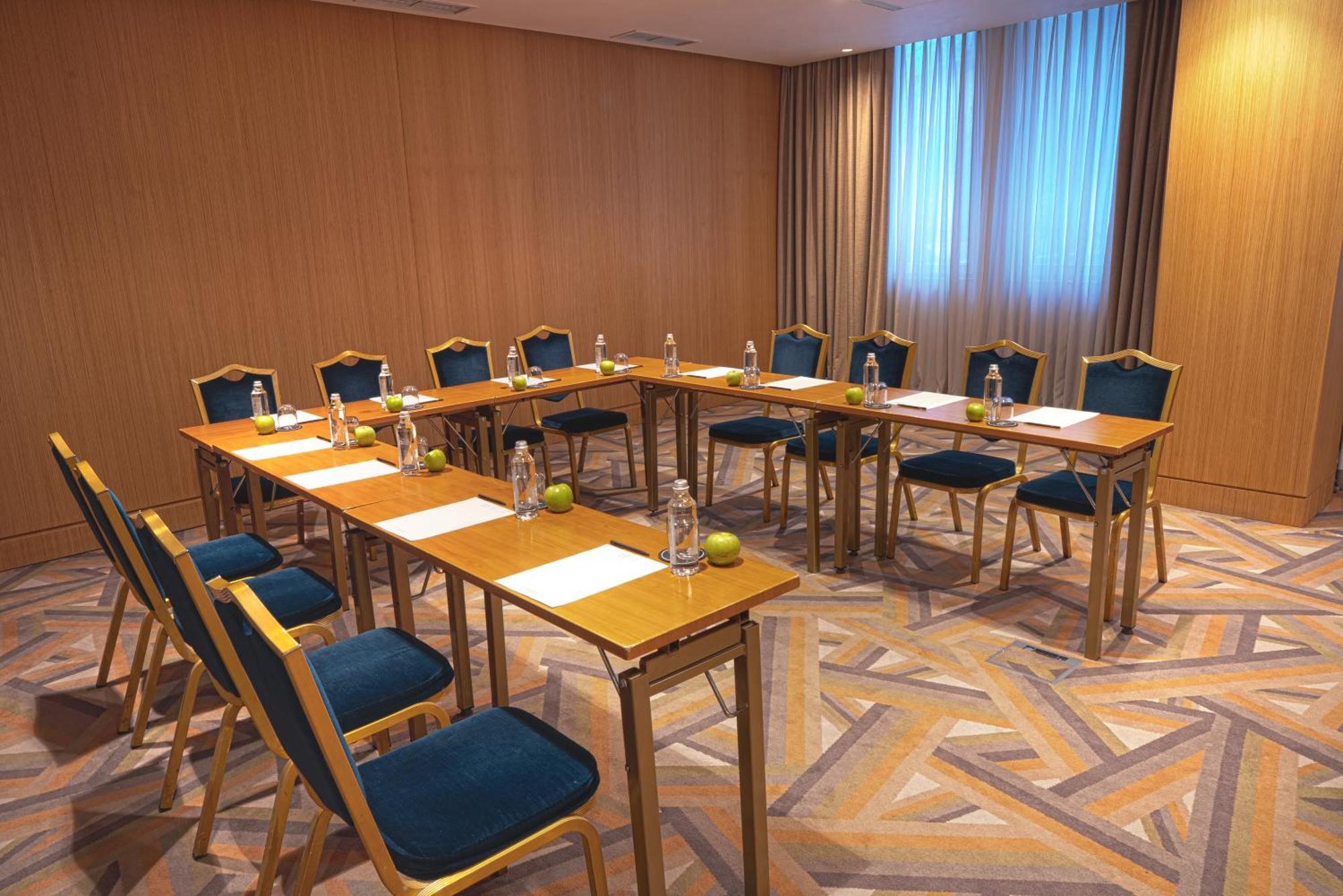 โรงแรมแมซอง โซเฟีย ภายนอก รูปภาพ Meeting room